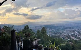 Eagle View Lodge - Kigali